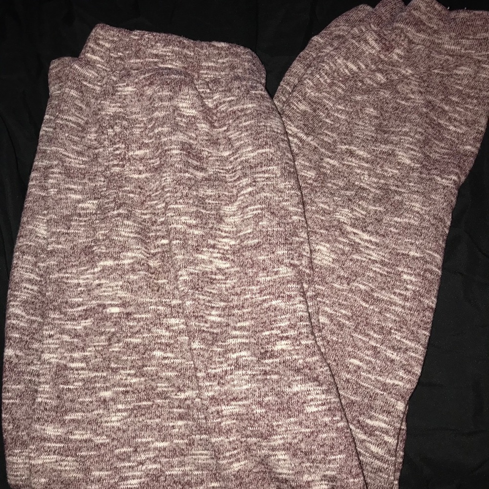 Cozy burgundy/white forever 21 sweatpants size L
